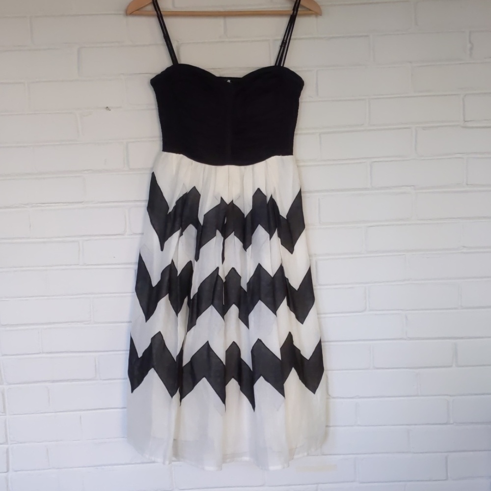 Anthropologie Leifnotes Chevron B&W Dress